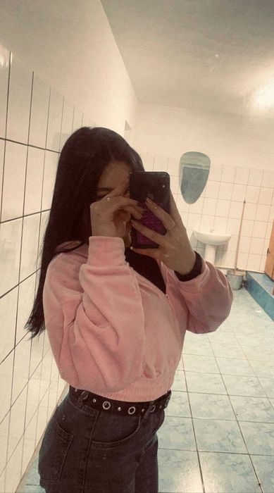 Отдам сестру в хорошие руки