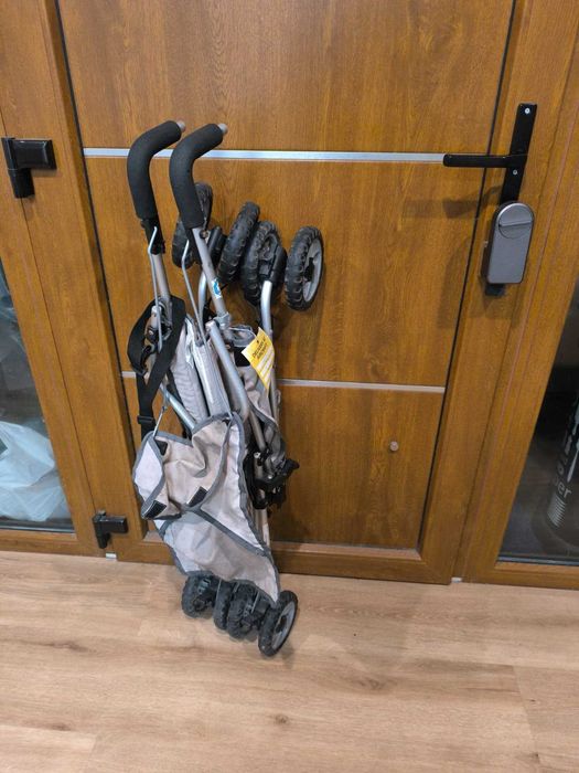 Pre-Christmas Stroller444632135233720322
