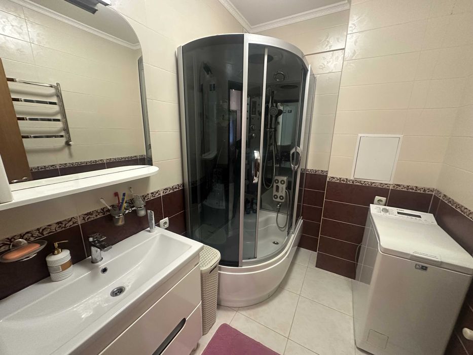 2х кім.квар. Вернісаж. Євроремонт.4 й поверх. АГВ .Держпрограми!!!