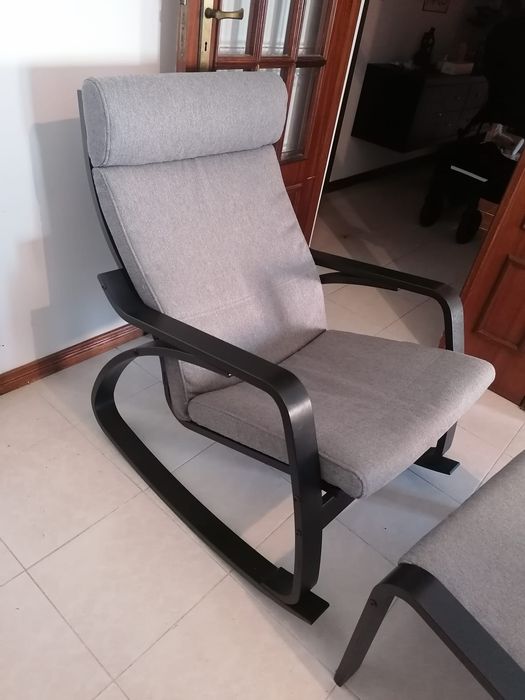 Cadeirão usado mas em bom estado, com apoio para os pés,.