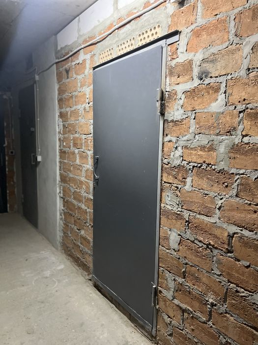 Оренда  комірки  ЖК  ʼʼСемицвітʼʼ