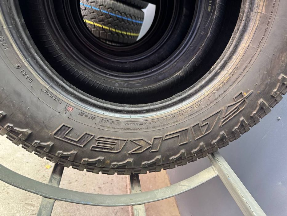 Шины БУ 245 70 R 16 Falken wildpeak A/T Всесезон Комплект резина