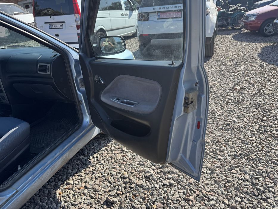 автомобіль продаж
