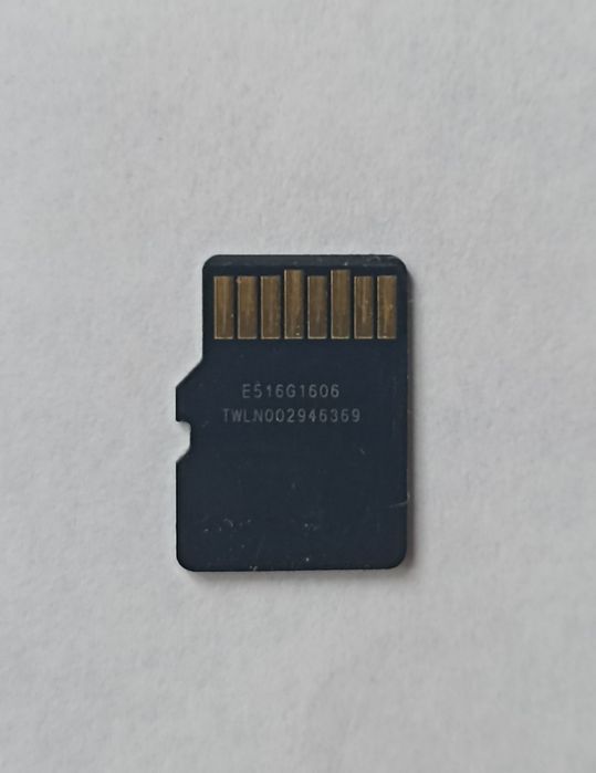 micro SD 16 gb Карта Памяти с Адаптером