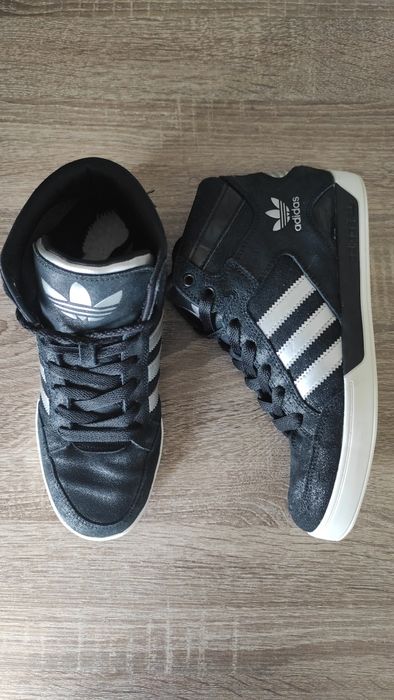 Високі кросівки (хайтопи) Adidas