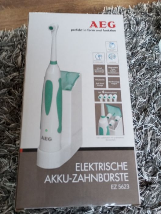 Dom, łazienka,szczoteczka