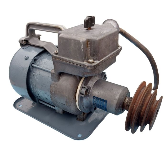 Двигун. Електродвигун.