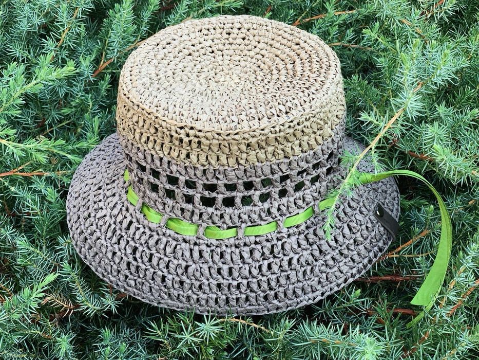 Капелюшки, панамки із рафіі, ручна робота