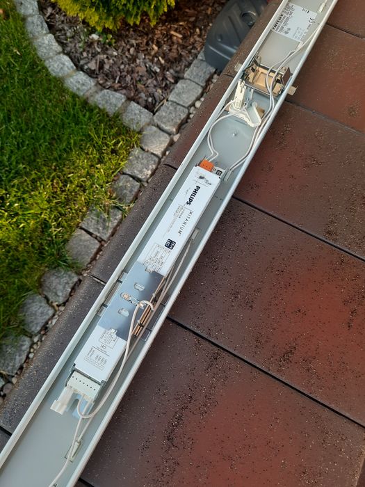 Lampa Trilux 7650B 840ET LED5500  35 W LED biały - system szynowy.