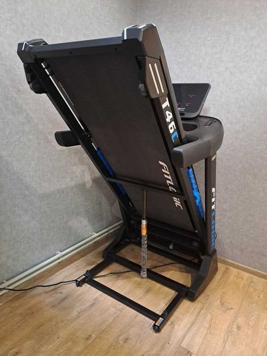 Бігова доріжка FitLogic T46C