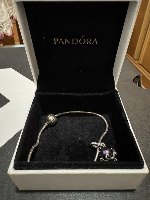 Pandora pingente da Úrsula