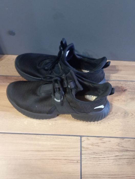 Кросовки женские