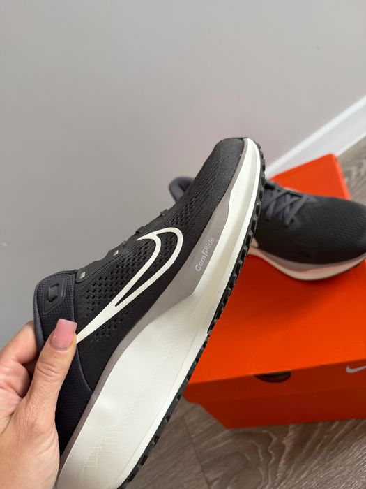 Кросівки nike 45( стелька 29 см)