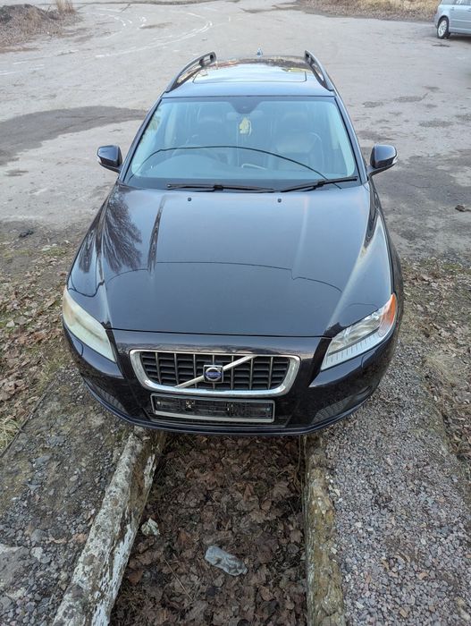 Передок Volvo V70 lll бампер комплект