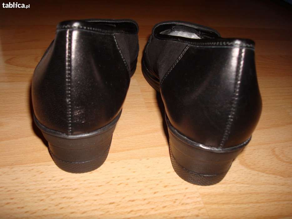 NOWE damskie czółenka r.37,5