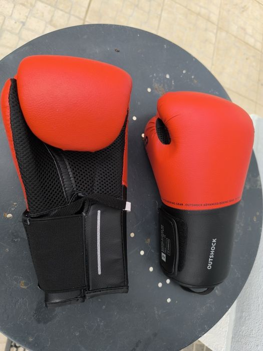 Dois pares Luvas Boxe Decathlon
