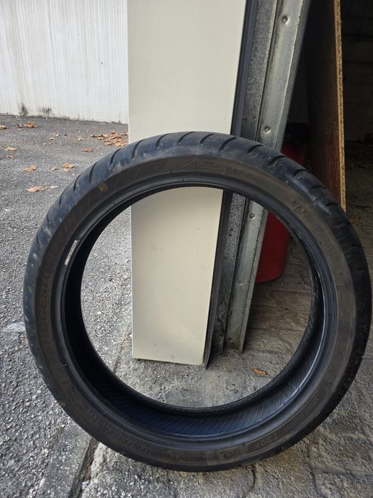 Pneu de mota BMW oportunidade