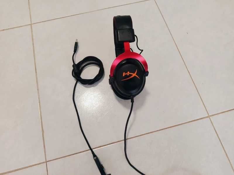 Headset Gaming HyperX Cloud II Red + Placa Som USB 7.1 + Caixa