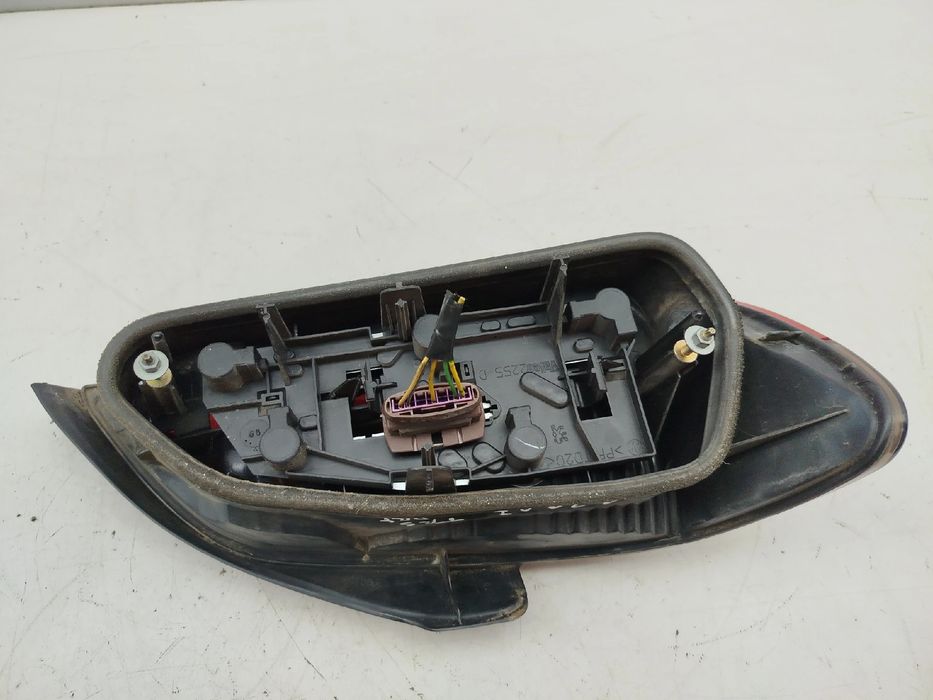 Farolim direito PEUGEOT 406 (8B)