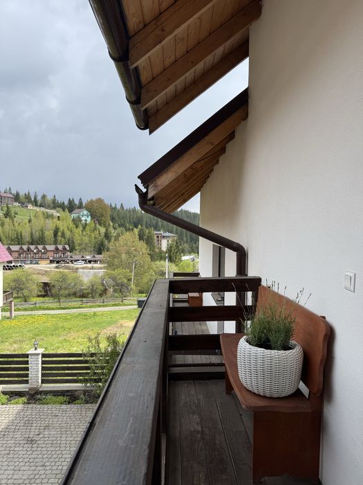 Готель White House в Яблуниці, серце Карпат, Буковель