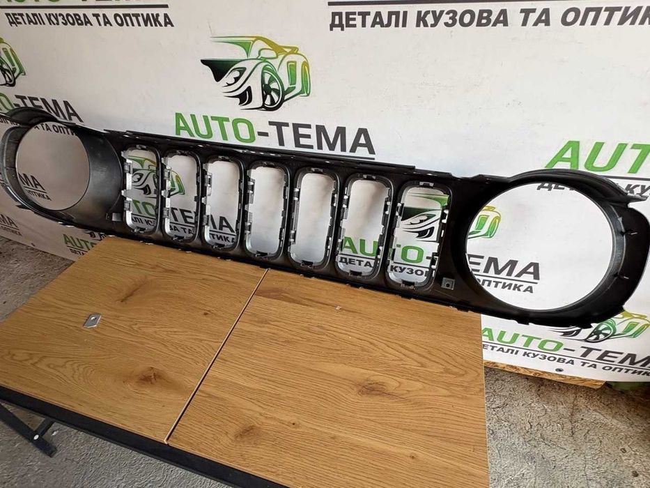 решетка Renegade (14-19) решітка радіатора Ренегад Ренегат