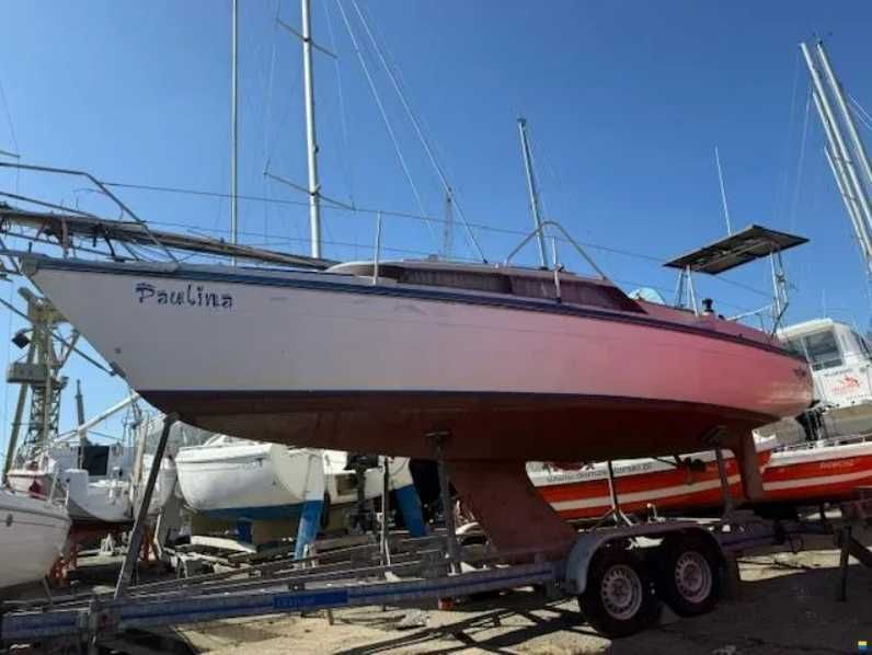 Яхта Dehler Delanta 80 AK с прицепом платформой