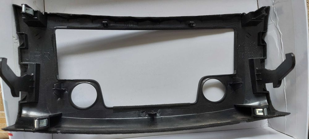 рамка штатная магнитолы NISSAN SENTRA 13-19