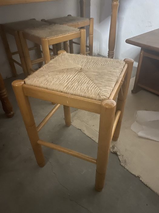 Mesa Tampo Pedra + Cadeiras