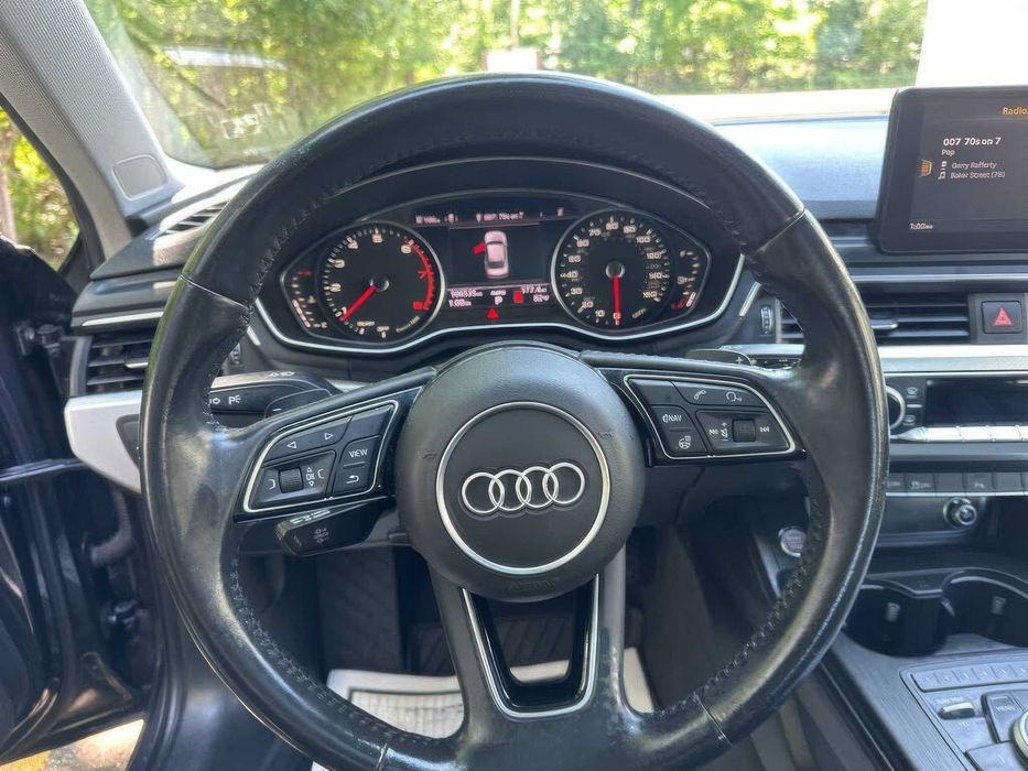Audi A4 quattro Premium Plus      2018