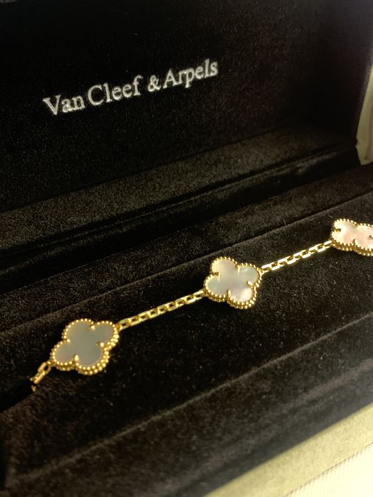 Pulseira Van Cleef - Madre pérola