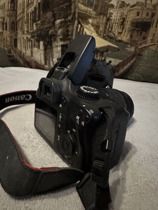 Фотоапарат canon d4000