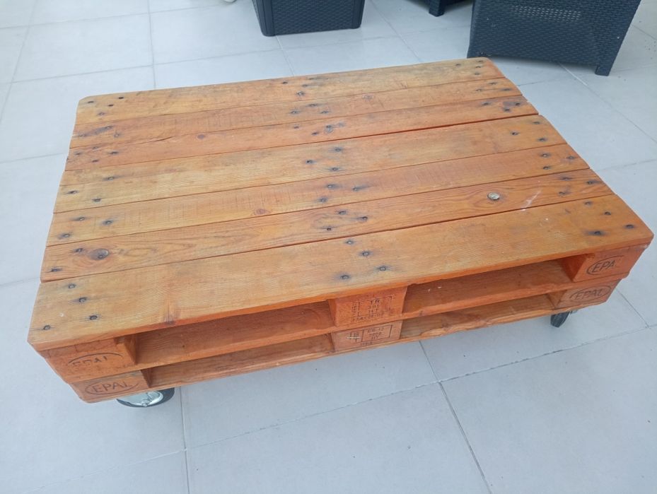 Stolik kawowy z palety