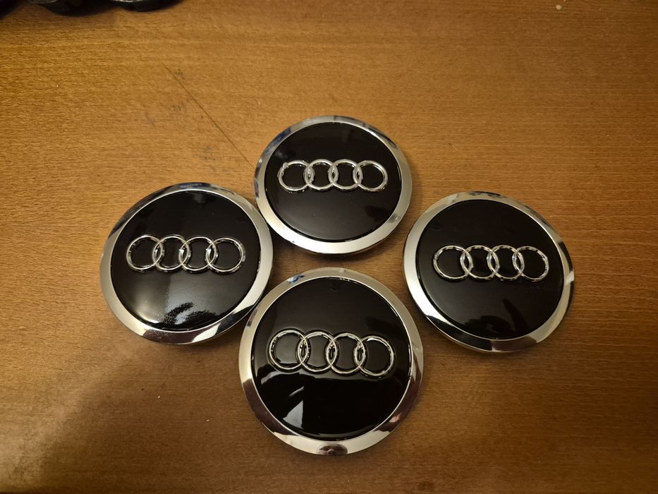 dekielki kołpaki w alu felgi do audi czarny połysk  średnica 70/57mm