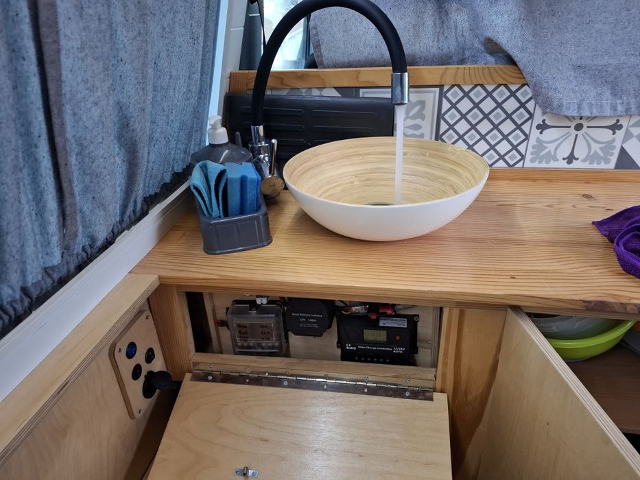 Mercedes Vito 118D Campervan / Camping Van legalizada "Dormitório"