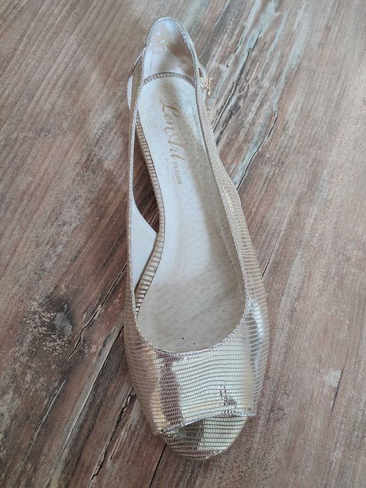 eleganckie polskie buty r.40