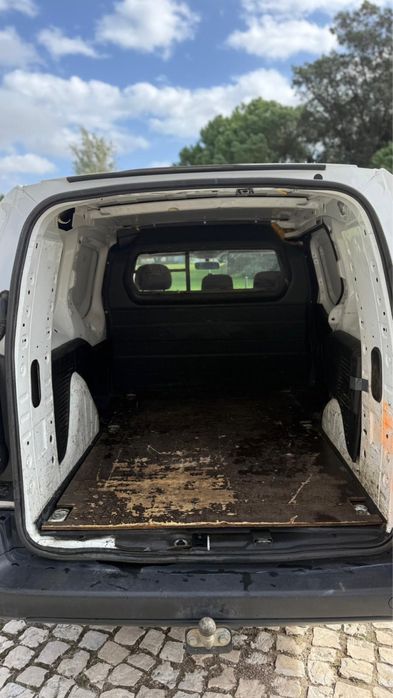 Peugeot Partner 1.6 diesel - Longa - Reservado