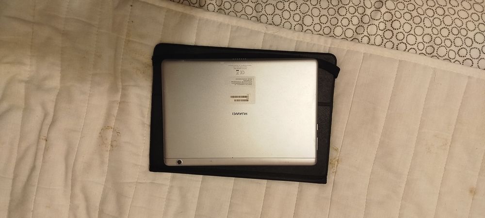 Tablat Huawei com capa440987801428971521