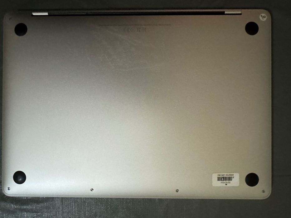 MacBook Pro 13” 2017 – 16GB RAM – Sem Riscos – Excelente Estado!