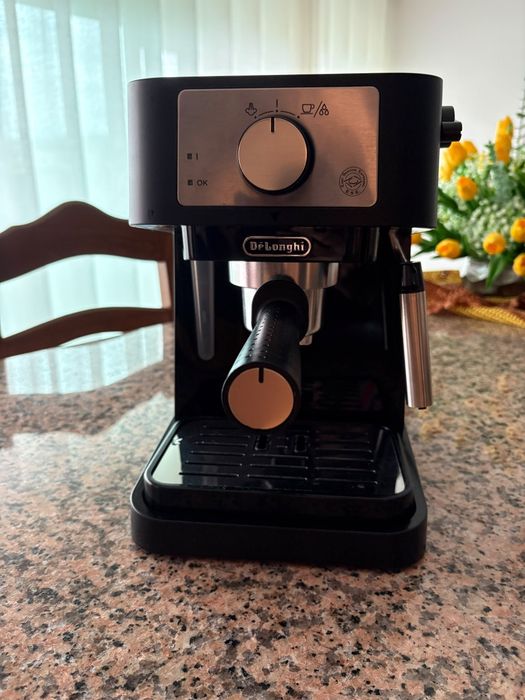 Máquina de Café Manual DELONGHI Stilosa EC260.BK (15 bar - Preto)