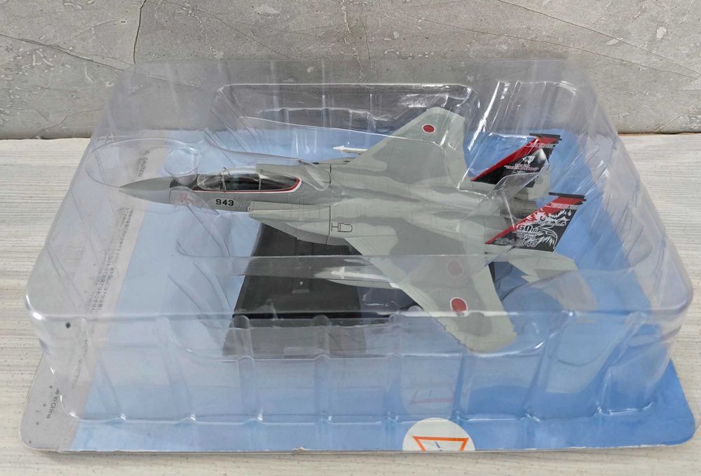 Model samolotu F-15J EAGLE 1/100 Hachette