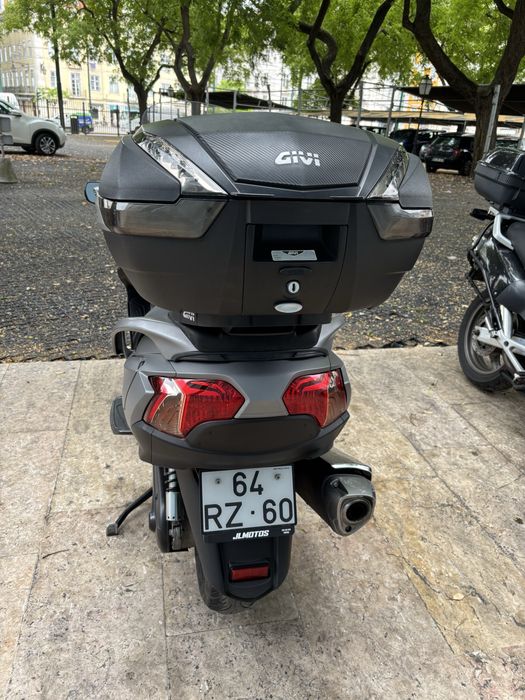 Suzuki Burgman 650 Executive