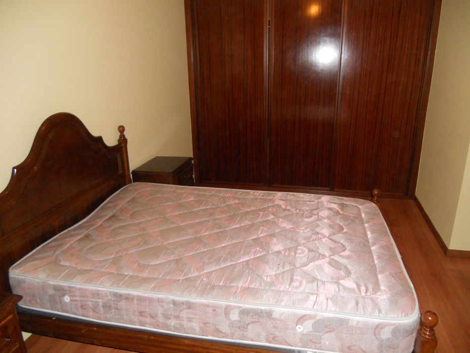 Arrenda-se T2 na quinta do casal