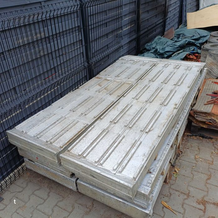 Najazdy aluminiowe używane – nośność 10,5 t
