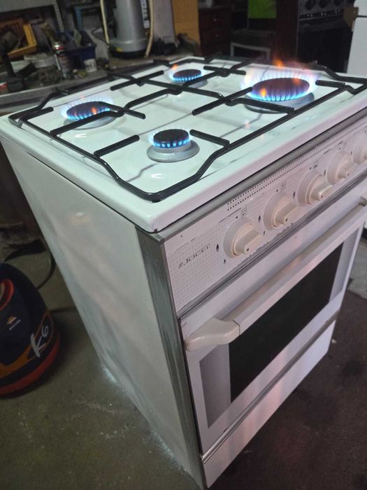 Fogão e forno a gas de botija 85x50x50