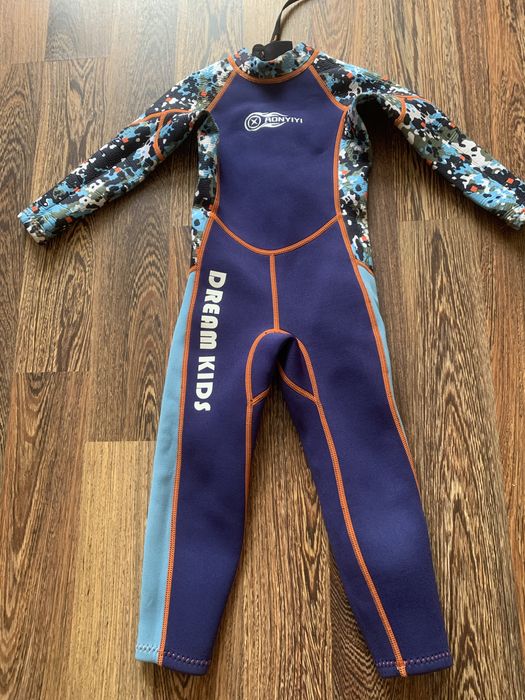 Новий дитячий гідрокостюм Aonyiyi
