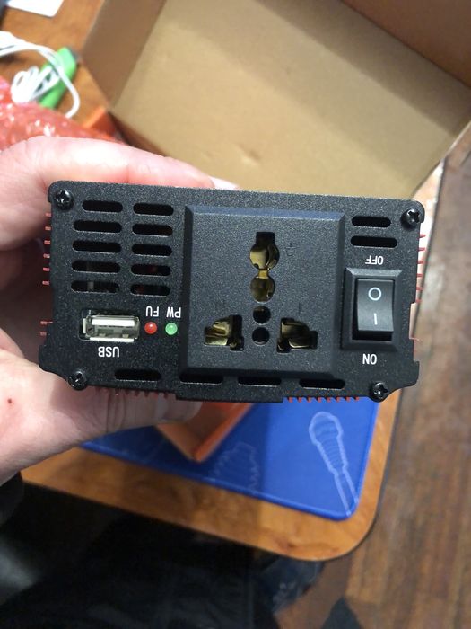 Продам інвертор на 1000 ват