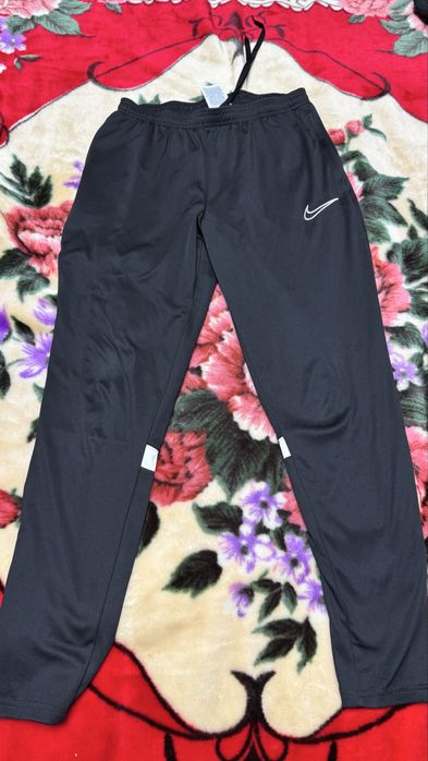 Штаны Nike CW6122-010 L