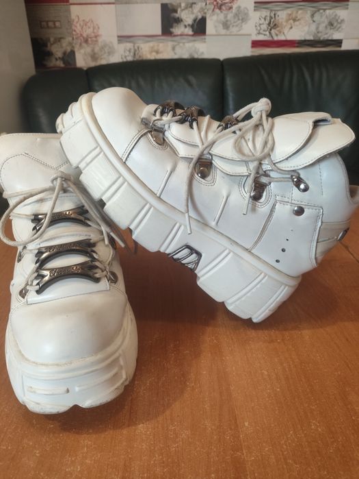 Продам Нью Роки.