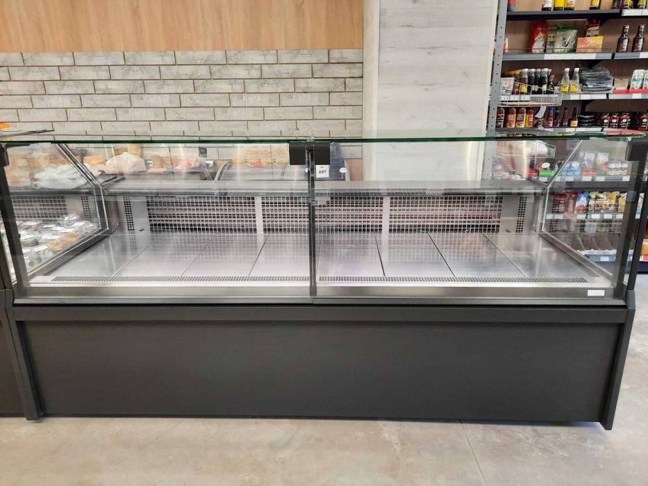Холодильна вітрина Міссурі Технохолод Нова 2,5 м;   1,6 м;  2 м