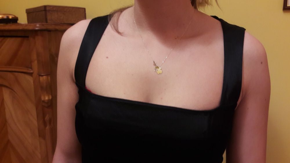 Mała czarna marki "Hennes collection"- H&M